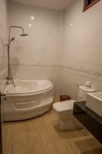 Trieu Khang Hotel
