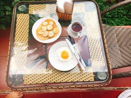 Bed & Breakfast Van Long Family Homestay