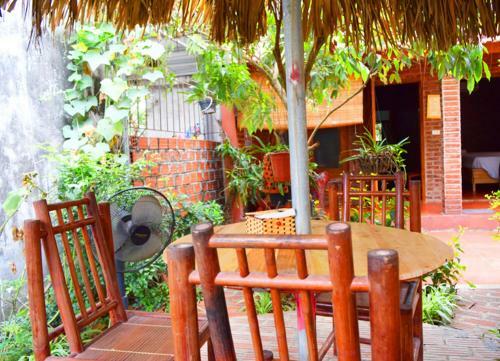 Bed & Breakfast Van Long Family Homestay