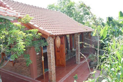 Bed & Breakfast Van Long Family Homestay