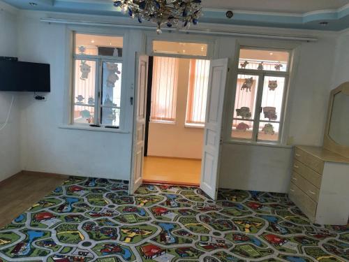 Hostal Guesthouse On Nazadze Street 71