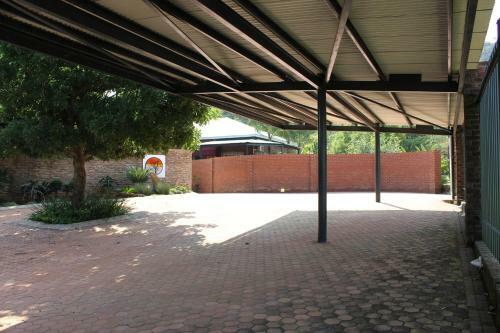 Zimbi Lodge