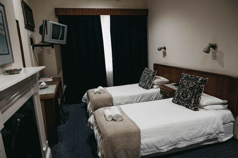 Hotel Karoo Country Inn