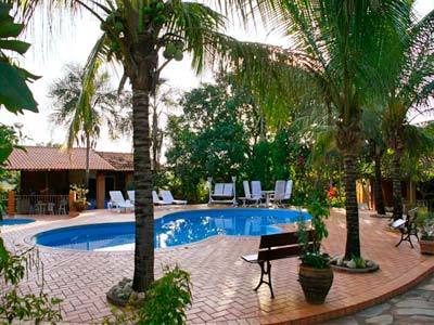 Hotel Holiday House