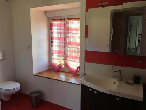 Bed & Breakfast Les Chambres De La M�tairie Du Dick