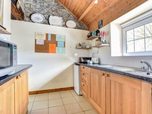Holiday Home Nythfa