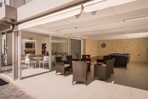 Villa Almyros