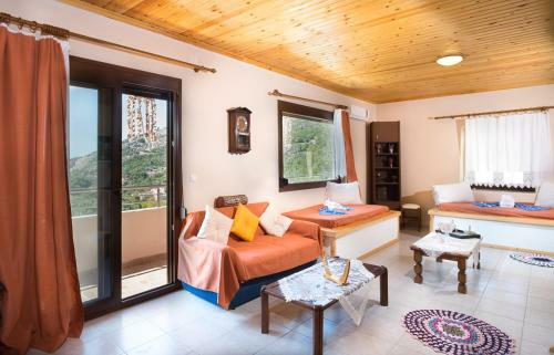 Traditional House Maries