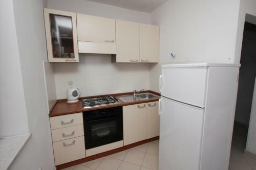Hostal Apartments Elia