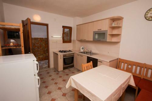 Hostal Apartments Elia