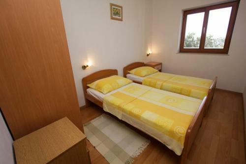 Hostal Apartments Elia