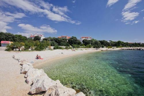 Hostal Apartments Elia