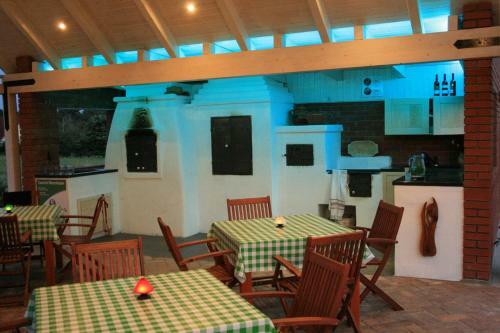 M�zesf�szer Apartman