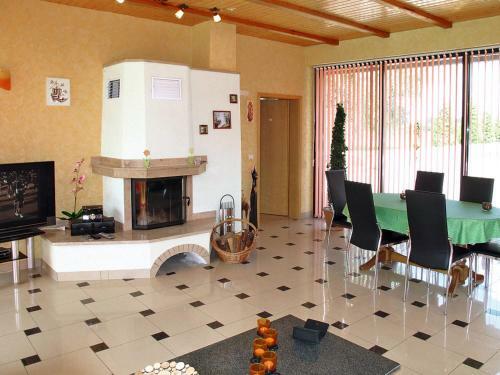 Holiday Home Zum Katzengrund (wdk100)