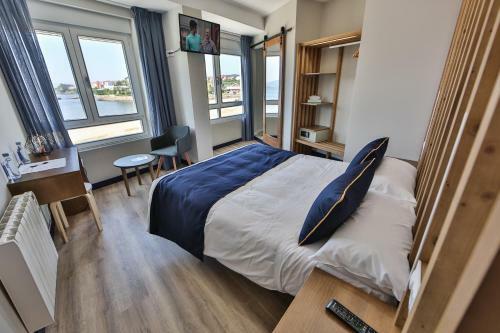 Hotel Playa De Camari�as