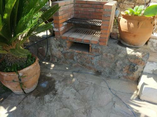 Casa Florida Con Piscina Compartida