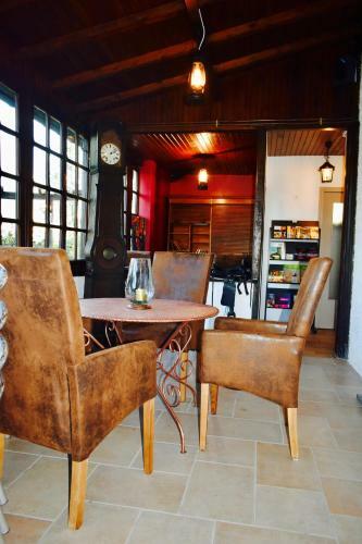 Hotel Relais De La Voie Sacr�e