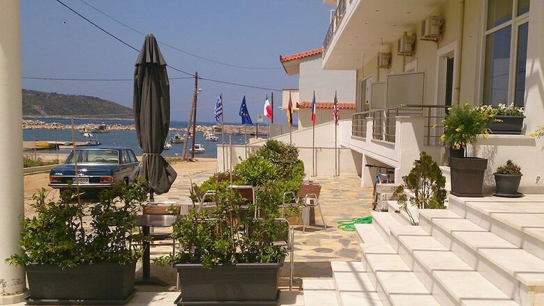 Hotel Porto Marathos