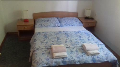 Apartments Topi?