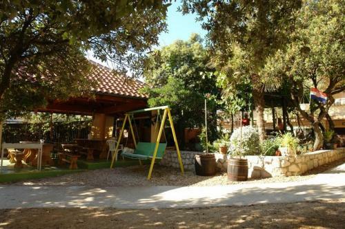 Hostal Guest House Velebitska I