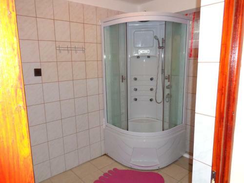 Hostal Katica Vend�gh�z