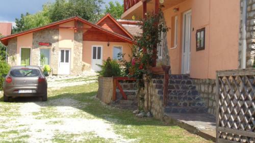 Hostal Katica Vend�gh�z