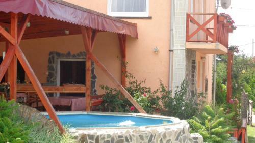 Hostal Katica Vend�gh�z
