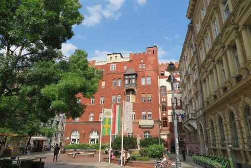 Hostal J� Itt Pesten