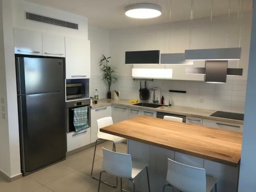 Tel Aviv Modern Apartment
