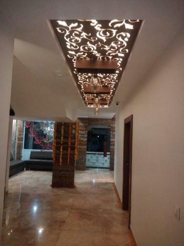 Hotel Chirag