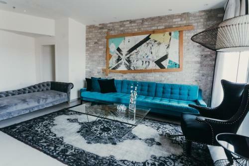 Adva Boutique Hotel