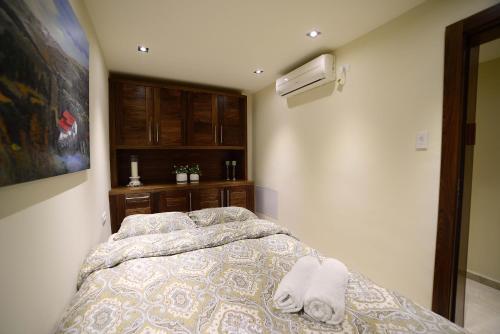 Hostal Garden Residence