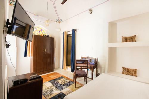 Hotel Bara Bungalow Kalwar, Jaipur - A Rosakue Collection