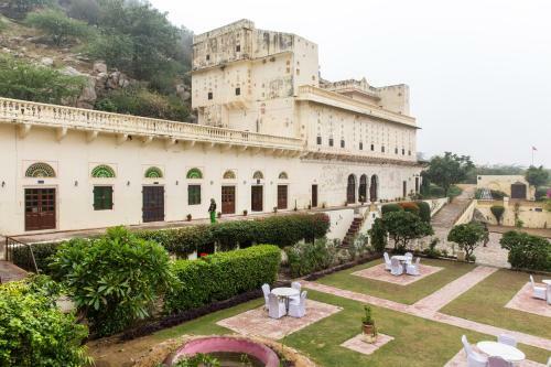 Hotel Bara Bungalow Kalwar, Jaipur - A Rosakue Collection