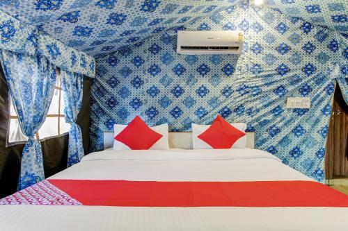 Oyo 41341 Hotel Paradise Tent Resorts