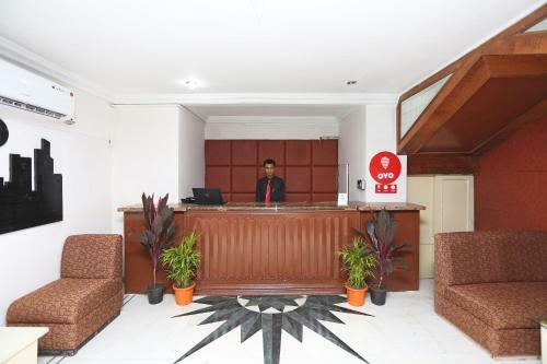 Oyo 10264 Hotel Midtown