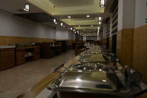 Hotel Dhroov