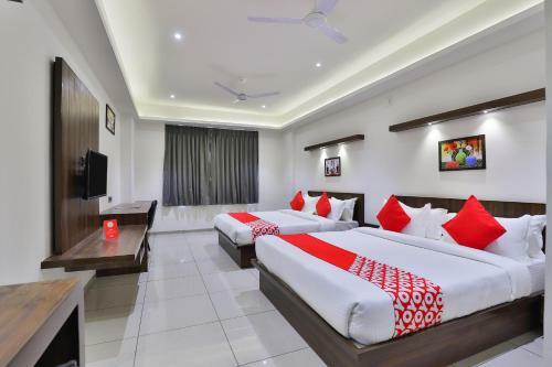 Oyo 16604 Hotel Sparsh Inn