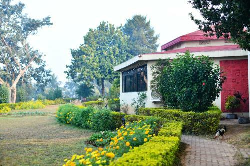 Hotel Peerless Resort Mukutmanipur