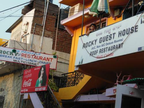 Hostal Rocky Guesthouse