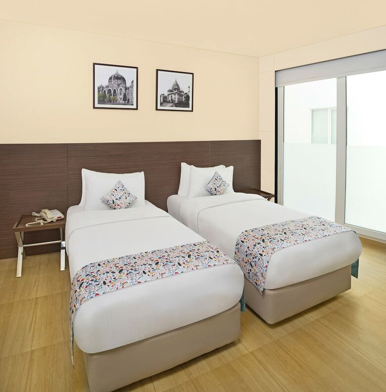 Hotel Ginger Vadodara Rcr