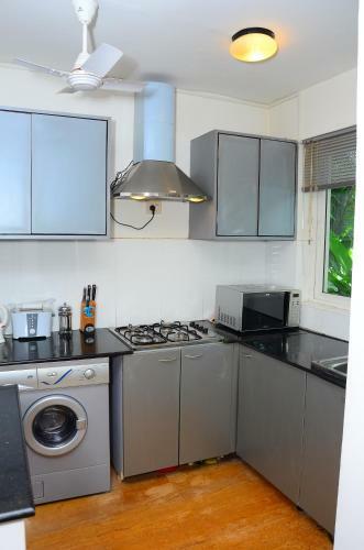 Villa Samaara11, Candolim Beach 300mts, Luxury 3br