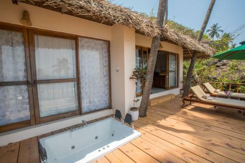 Hotel The Cape Goa