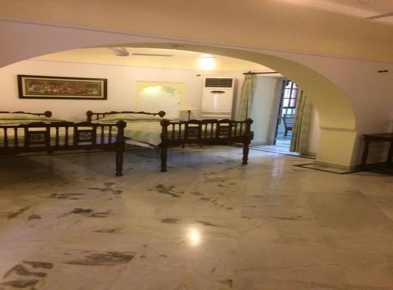 Hotel Patan Mahal
