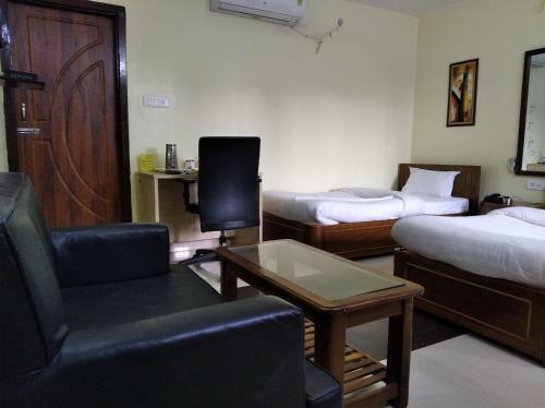 Hotel Pine Yard