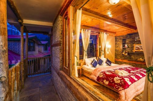 Zostel Homes Cheog (shimla)