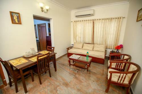 Manasarovar Homes - Rajalakshmi Serviced Apartments
