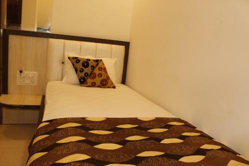 Lodge Shri Shiva Palace