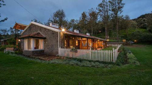 Villa Araliya House By Vista Rooms