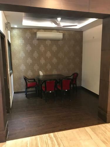 Spacious 3bhk Apartment!